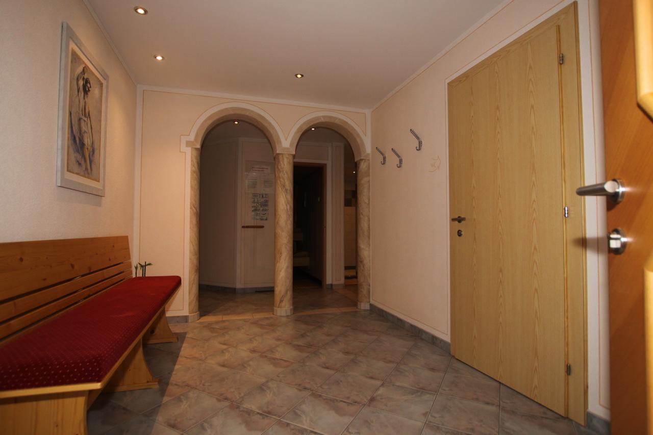 Gaestehaus Alpina Sankt Anton am Arlberg Exterior foto