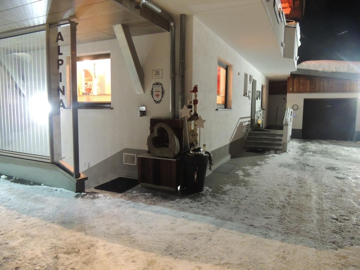 Gaestehaus Alpina Sankt Anton am Arlberg Exterior foto
